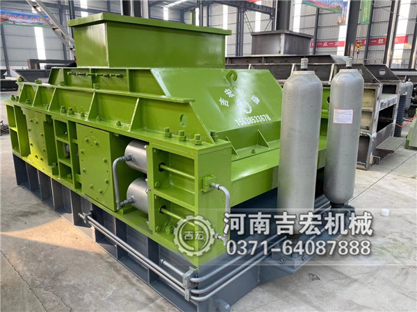 數(shù)控液壓對(duì)輥制砂機(jī)